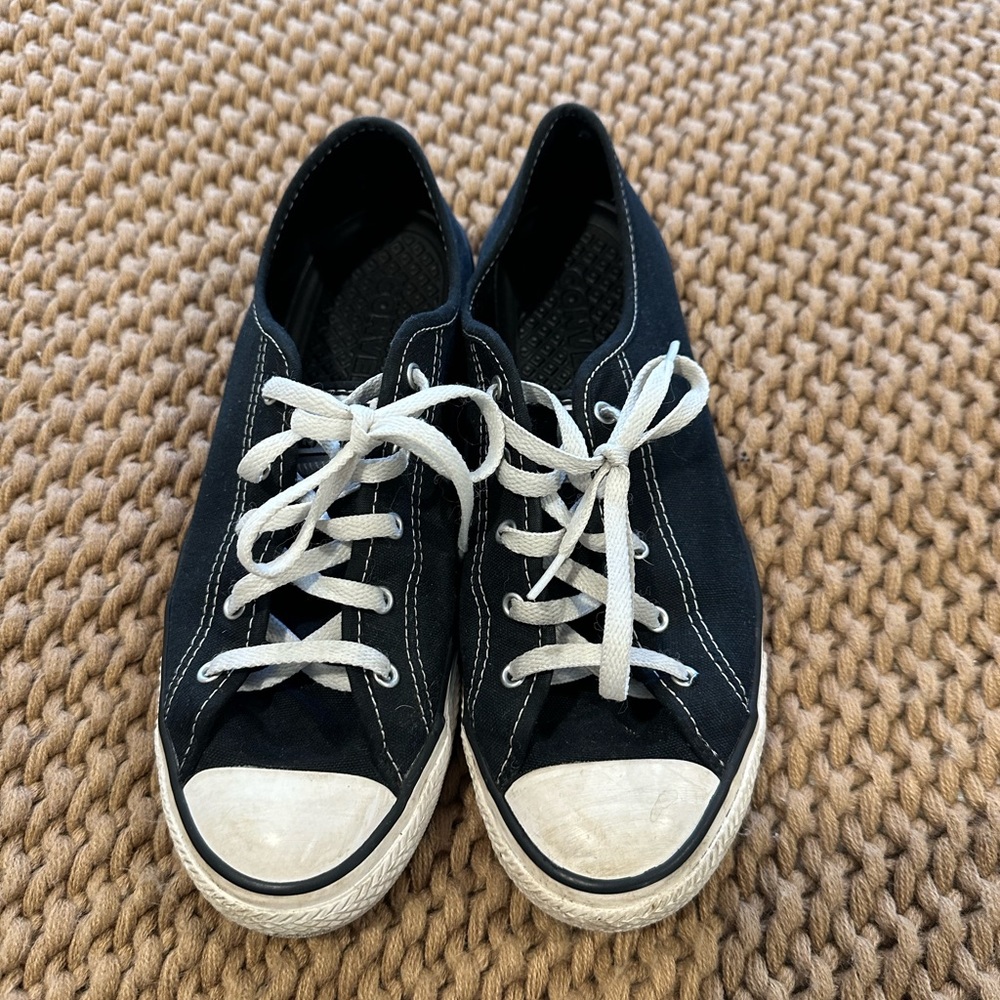 Classic Black converse